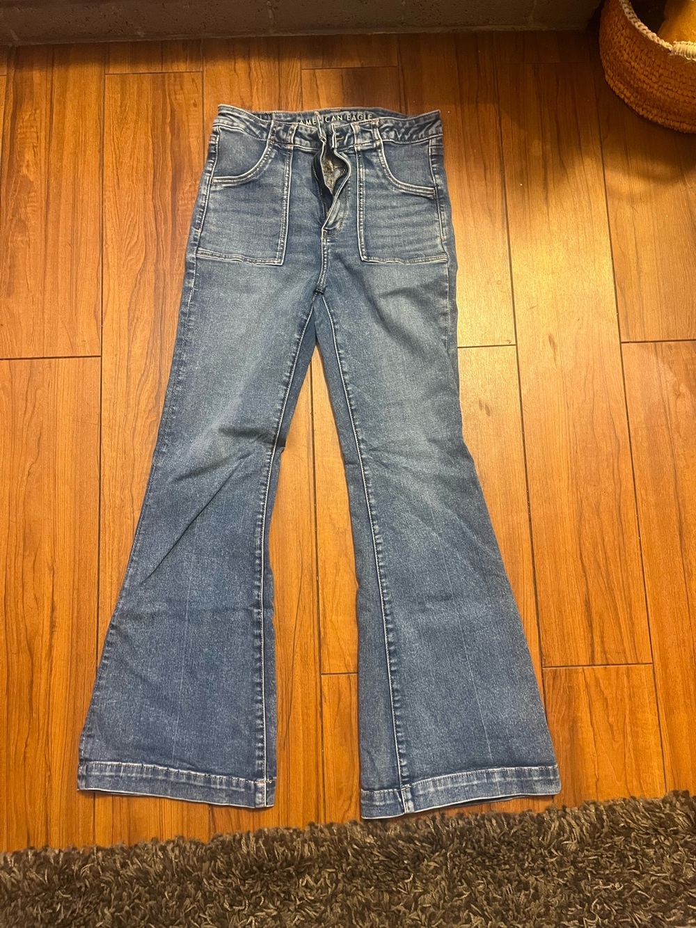 American Eagle 🦅 Womens Blue Flared Jeans